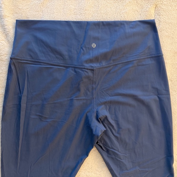 lululemon athletica Ribbed Blue Leggings - Picture 6 of 8